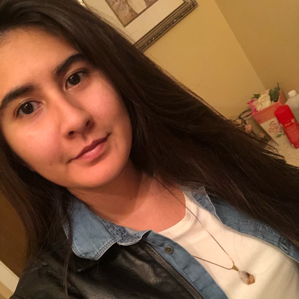 Meet your Posher, Abbie